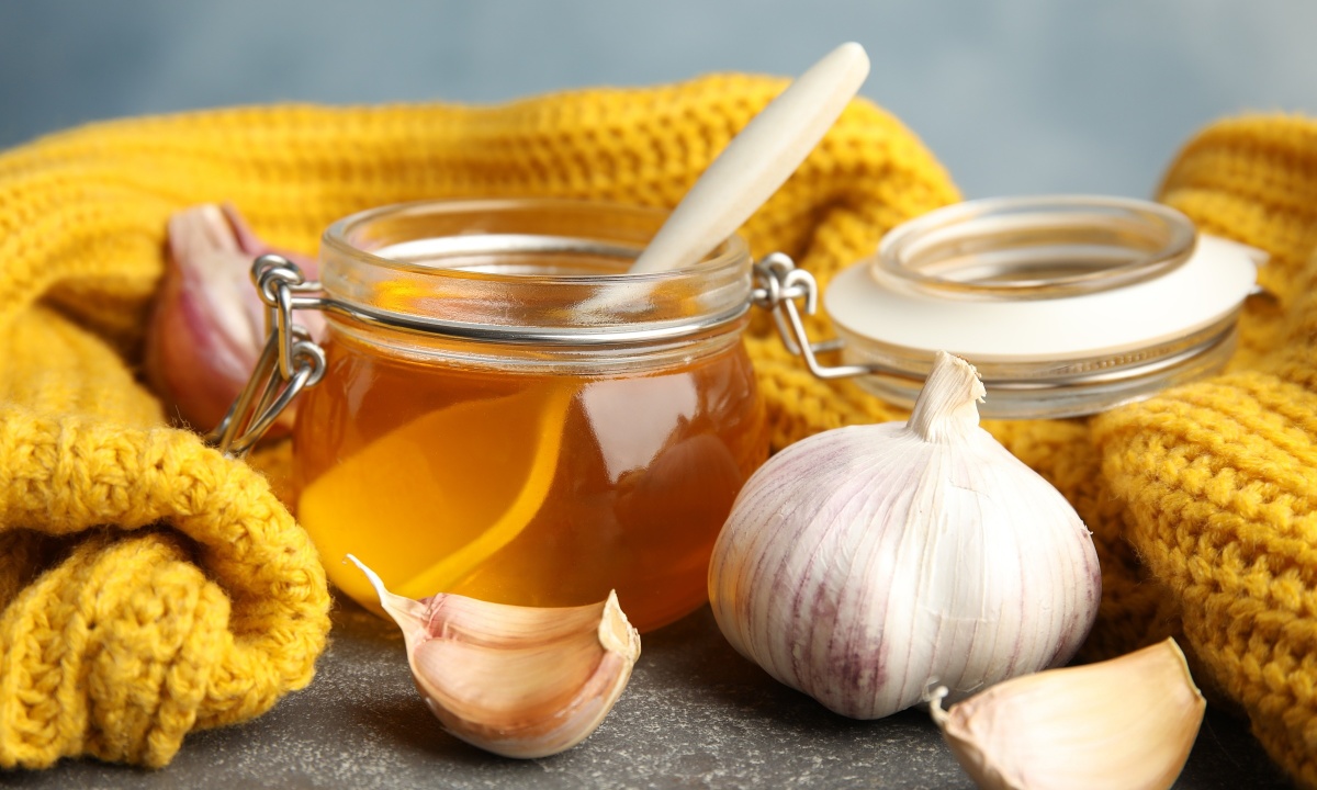 chữa viêm họng bằng mật ong
